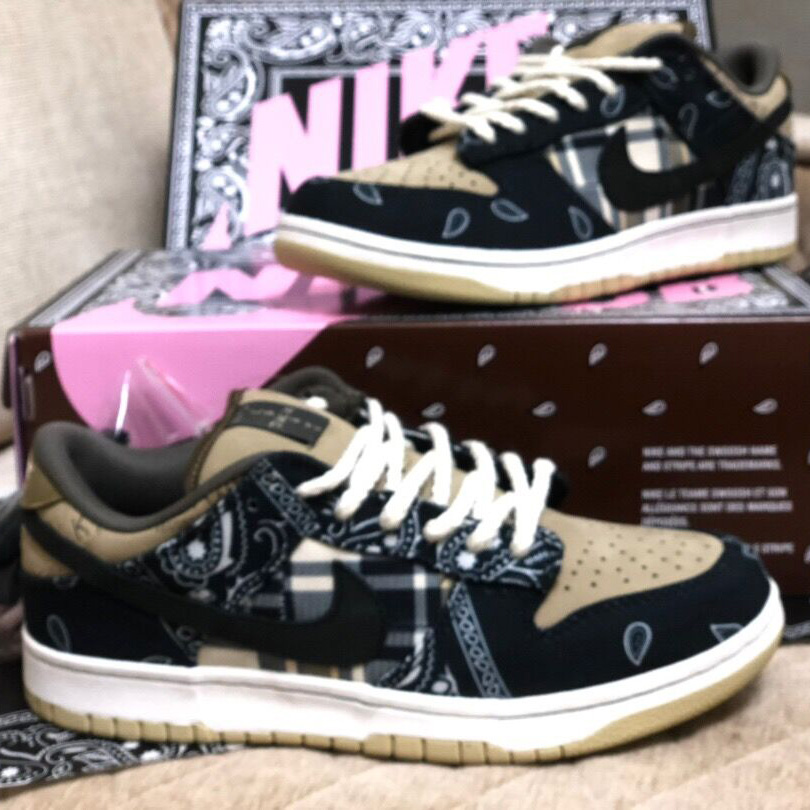 Travis Scott X Nike SB Dunk Low  - EUR FASHION