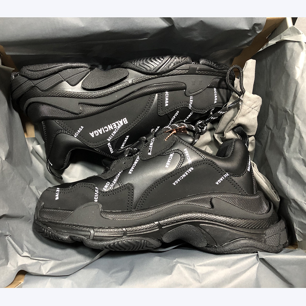 Balenciaga Allover Logo Triple S Sneaker  - EUR FASHION