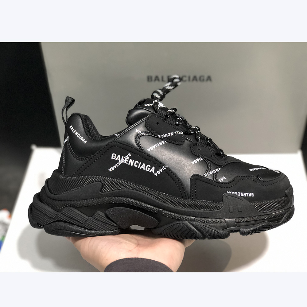 Balenciaga Allover Logo Triple S Sneaker  - EUR FASHION