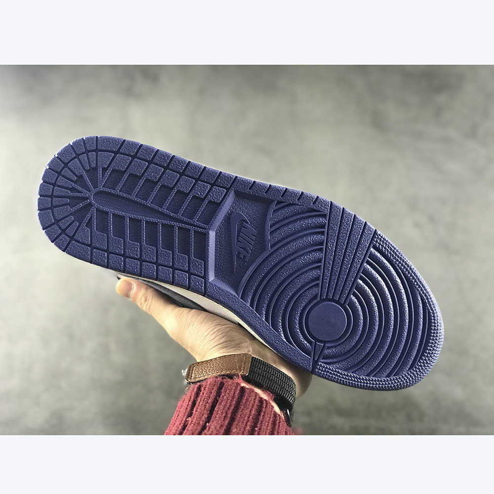 Jordan AJ1 Sneakers - EUR FASHION