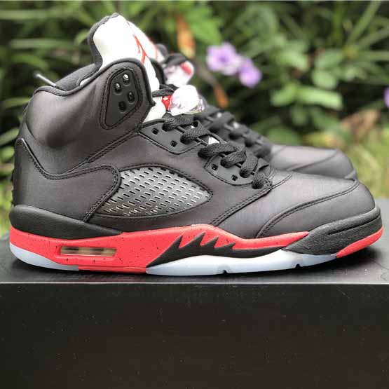Air Jordan 5 Retro Satin Bred - EUR FASHION