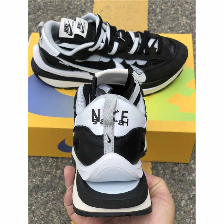 Nike X Sacai Ldv Waffle Daybreak Black - EUR FASHION