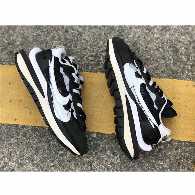 Nike X Sacai Ldv Waffle Daybreak Black - EUR FASHION