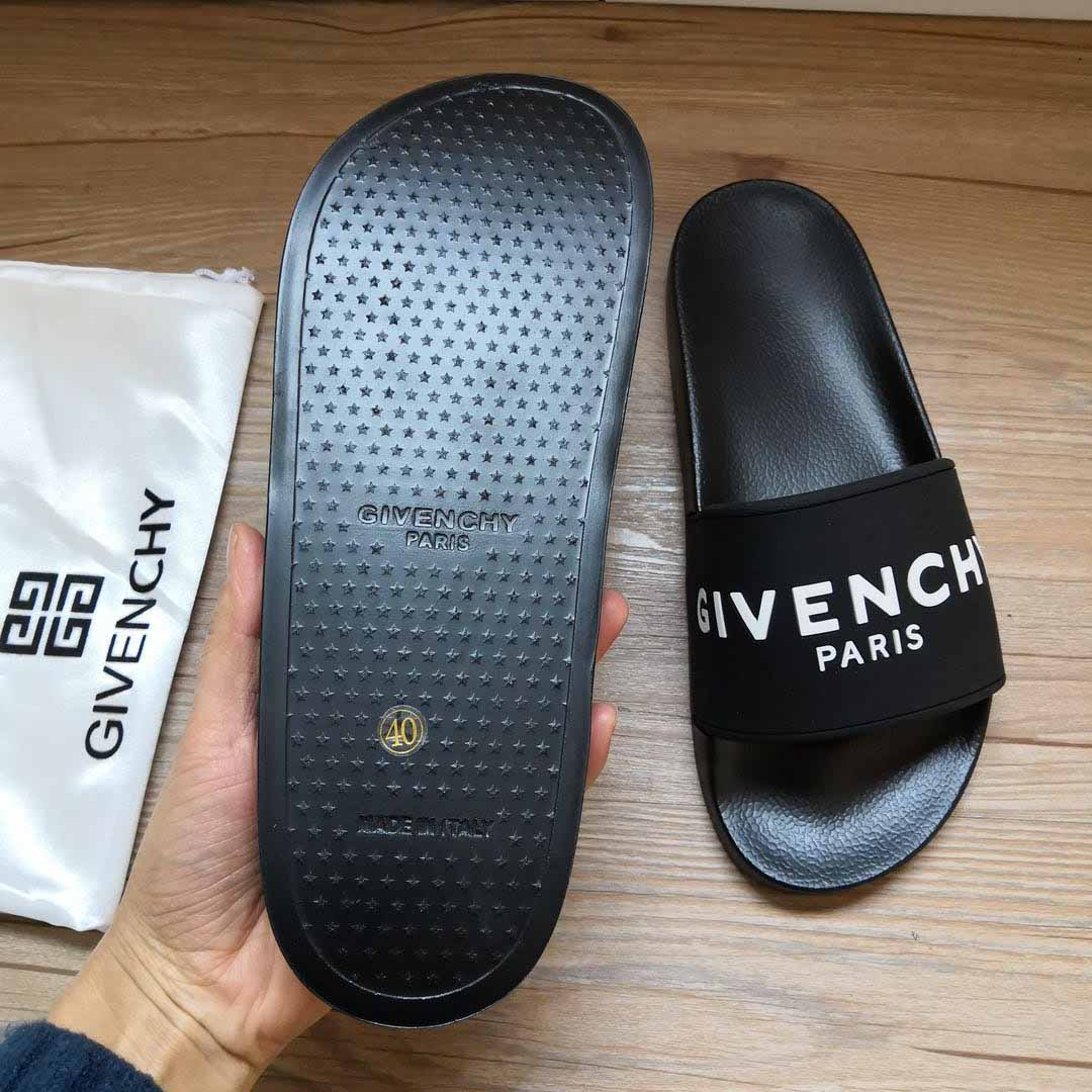 Givenchy Logo-Print Rubber Slides Sandals - EUR FASHION