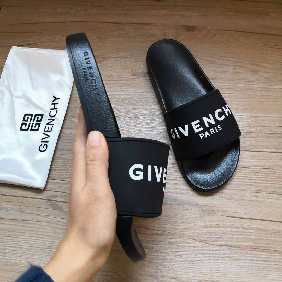 Givenchy Logo-Print Rubber Slides Sandals - EUR FASHION