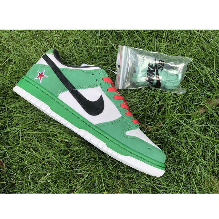 Nike SB Dunk Low Sneakers - EUR FASHION