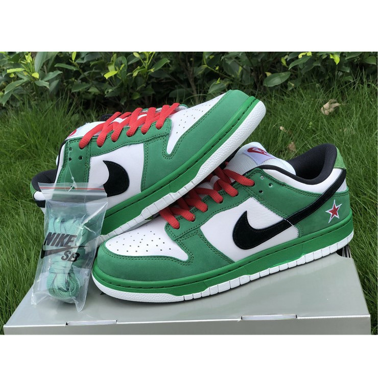 Nike SB Dunk Low Sneakers - EUR FASHION