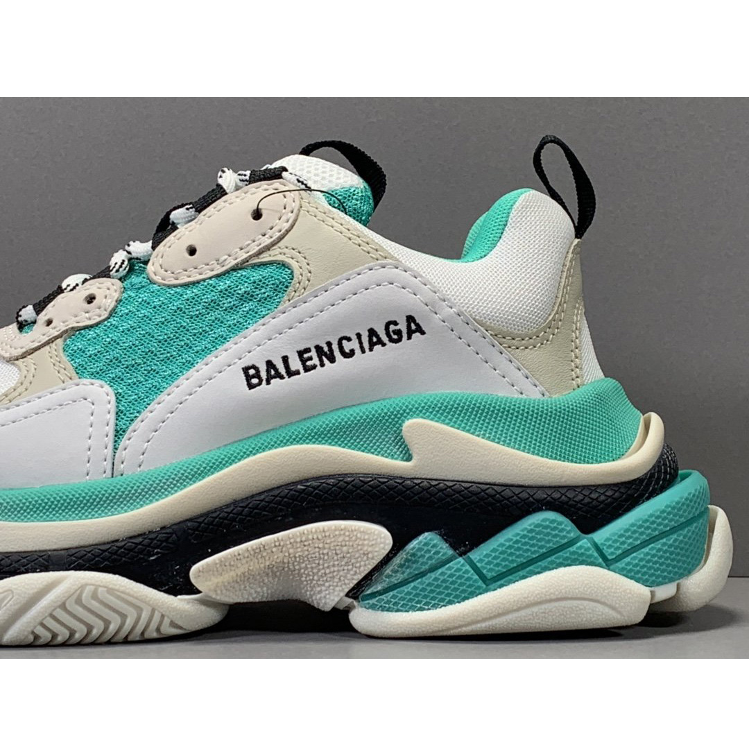 Balenciaga Triple S Sneaker  - EUR FASHION