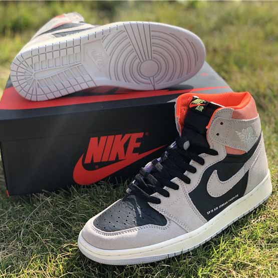 Jordan AJ1 High OG Sneakers - EUR FASHION