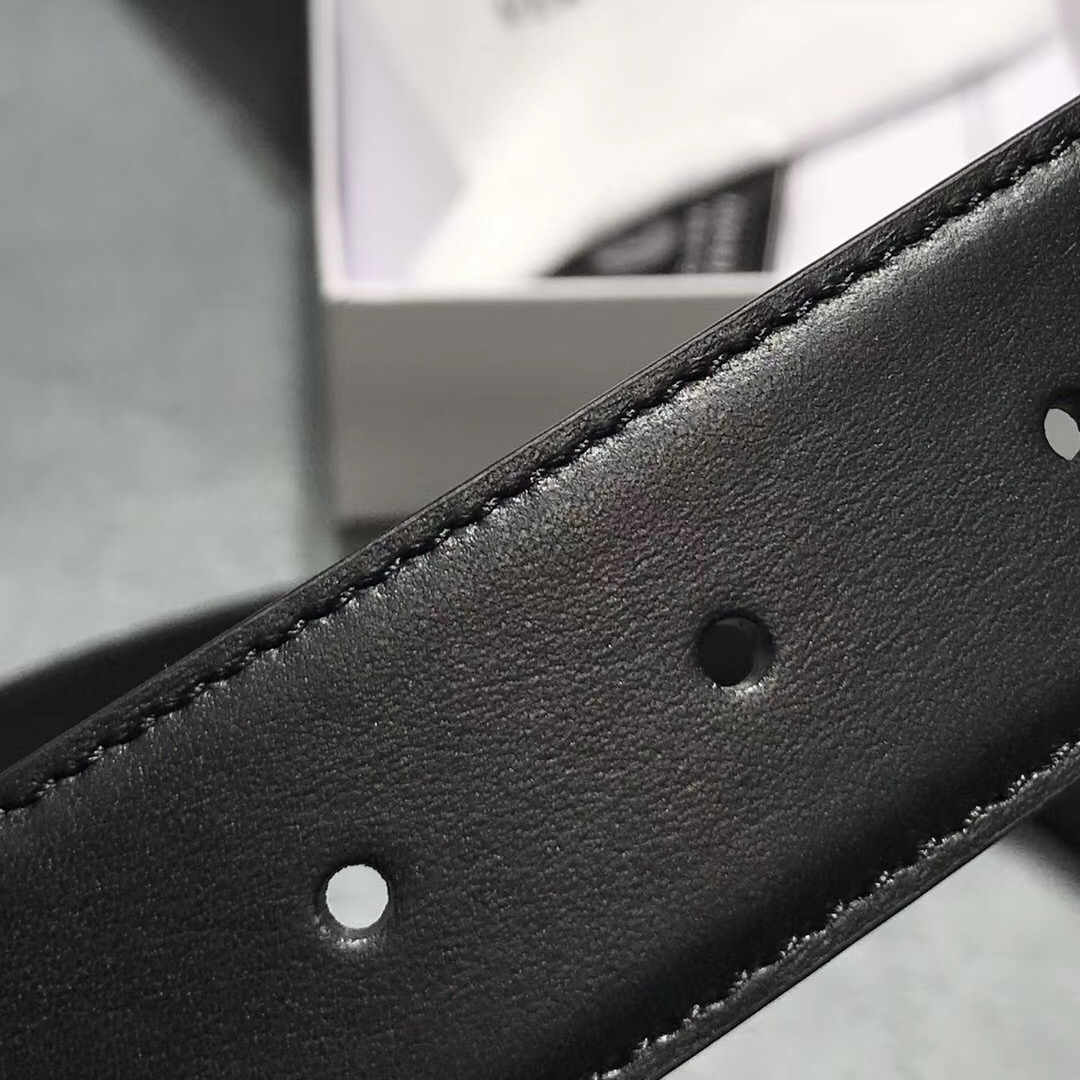 Versace Leather Belt - EUR FASHION