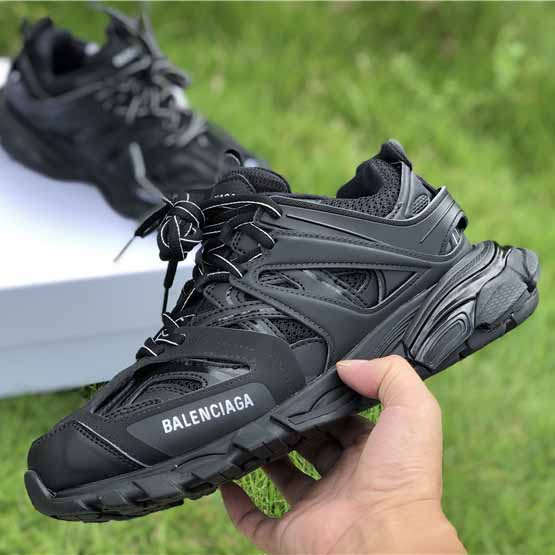 Balenciaga Track Trainers In Black - EUR FASHION