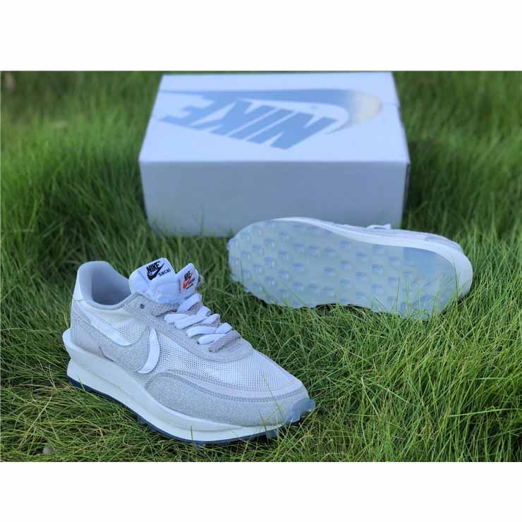 Sacai X Nike Lvd Waffle Daybreak White BV5053-100 - EUR FASHION
