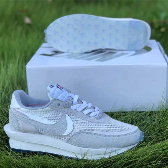 Sacai X Nike Lvd Waffle Daybreak White BV5053-100 - EUR FASHION