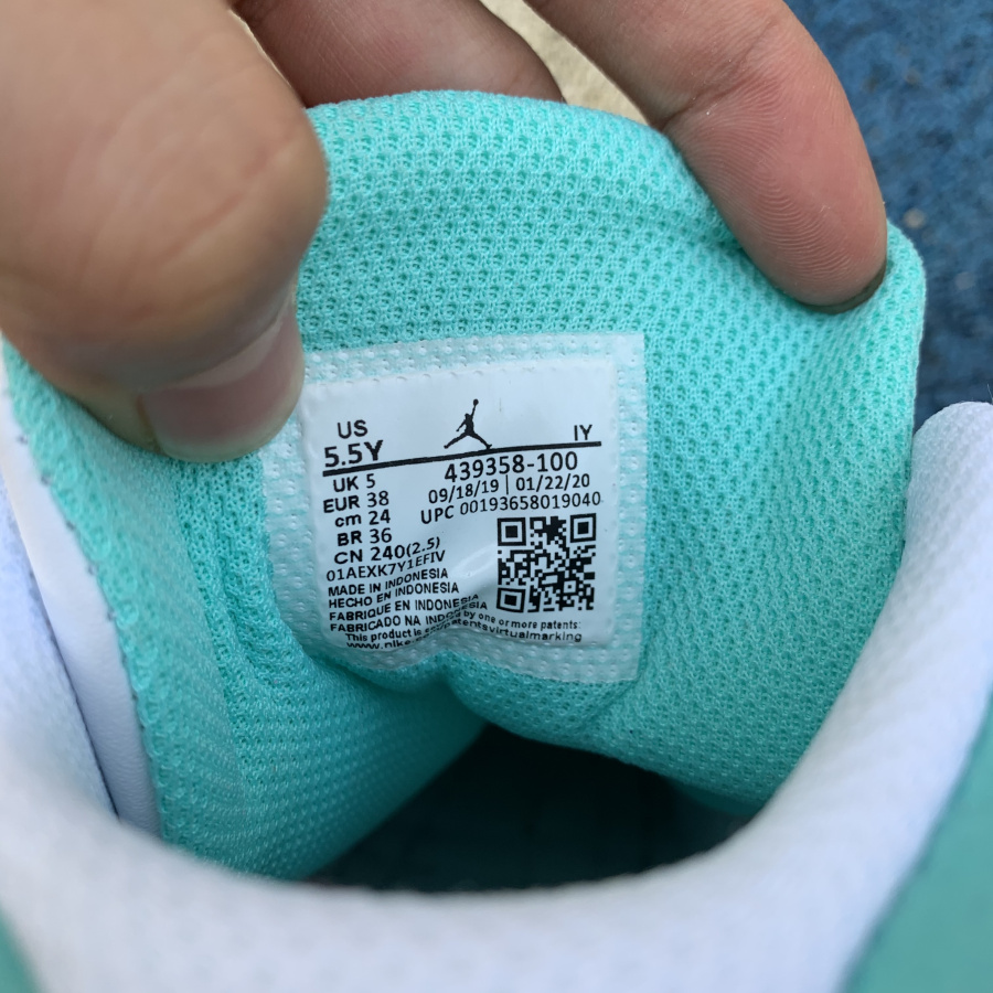 Jordan AJ13 Aurora Green 439358-100 - EUR FASHION