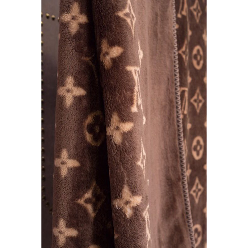 Louis Vuitton Neo Monogram Blanket - EUR FASHION