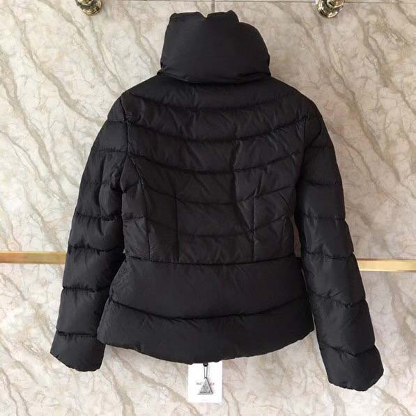 Moncler Quilted Zipped Padded Jacket - EUR FASHION