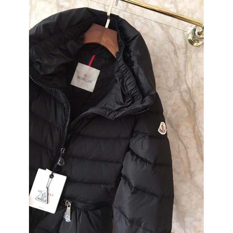 Moncler Quilted Zipped Padded Jacket - EUR FASHION