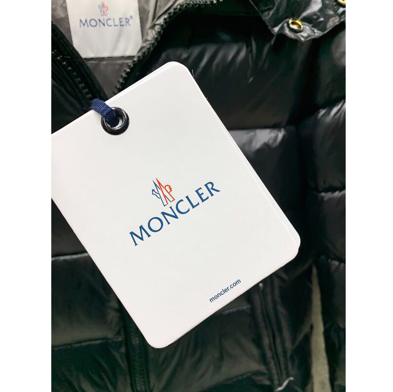 Moncler Black Down Jacket - EUR FASHION