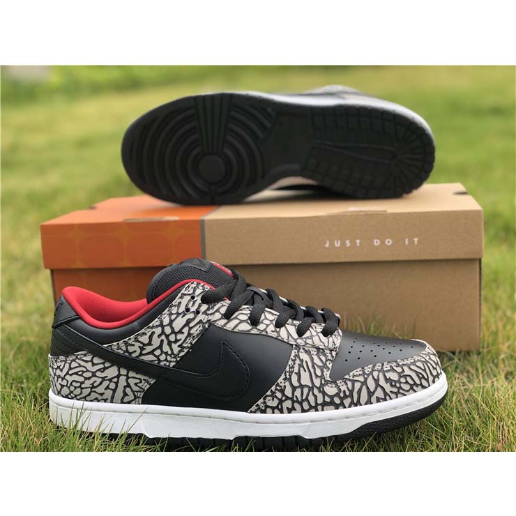 Nike Dunk SB Low Supreme Black Cement - EUR FASHION