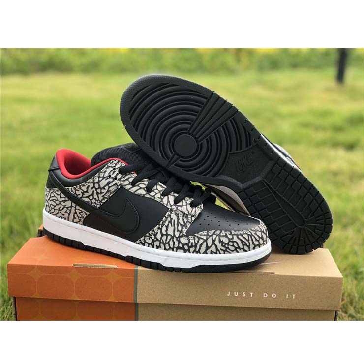 Nike Dunk SB Low Supreme Black Cement - EUR FASHION
