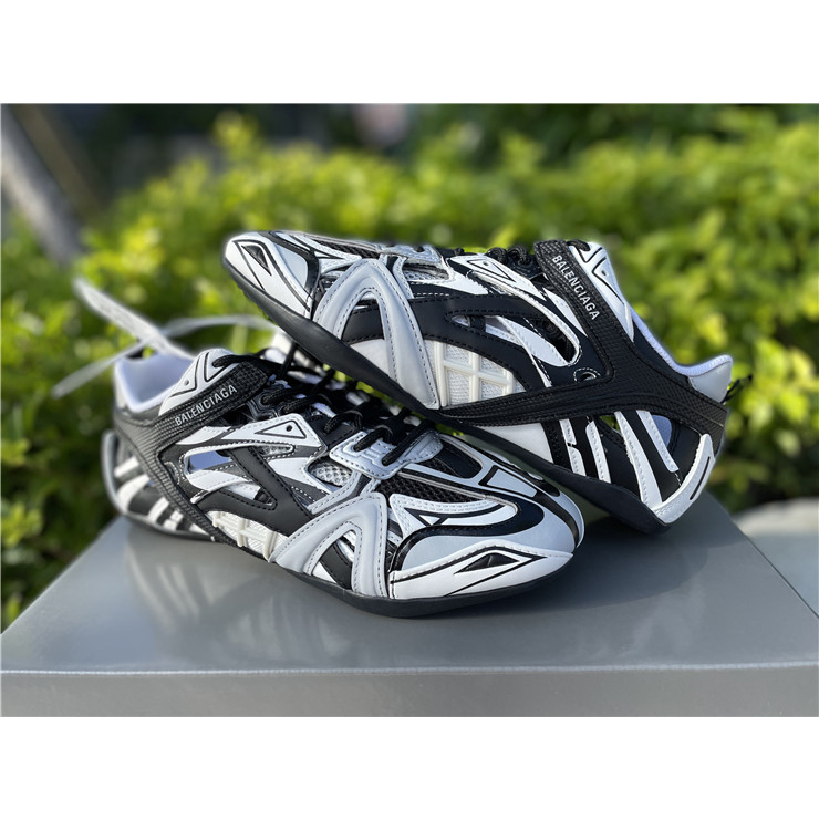 Balenciaga Drive Panelled Sneakers - EUR FASHION