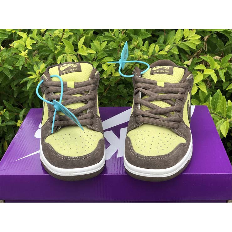 Nike  SB Dunk Low Pro Dark Brown Light Yellow Shoes - EUR FASHION
