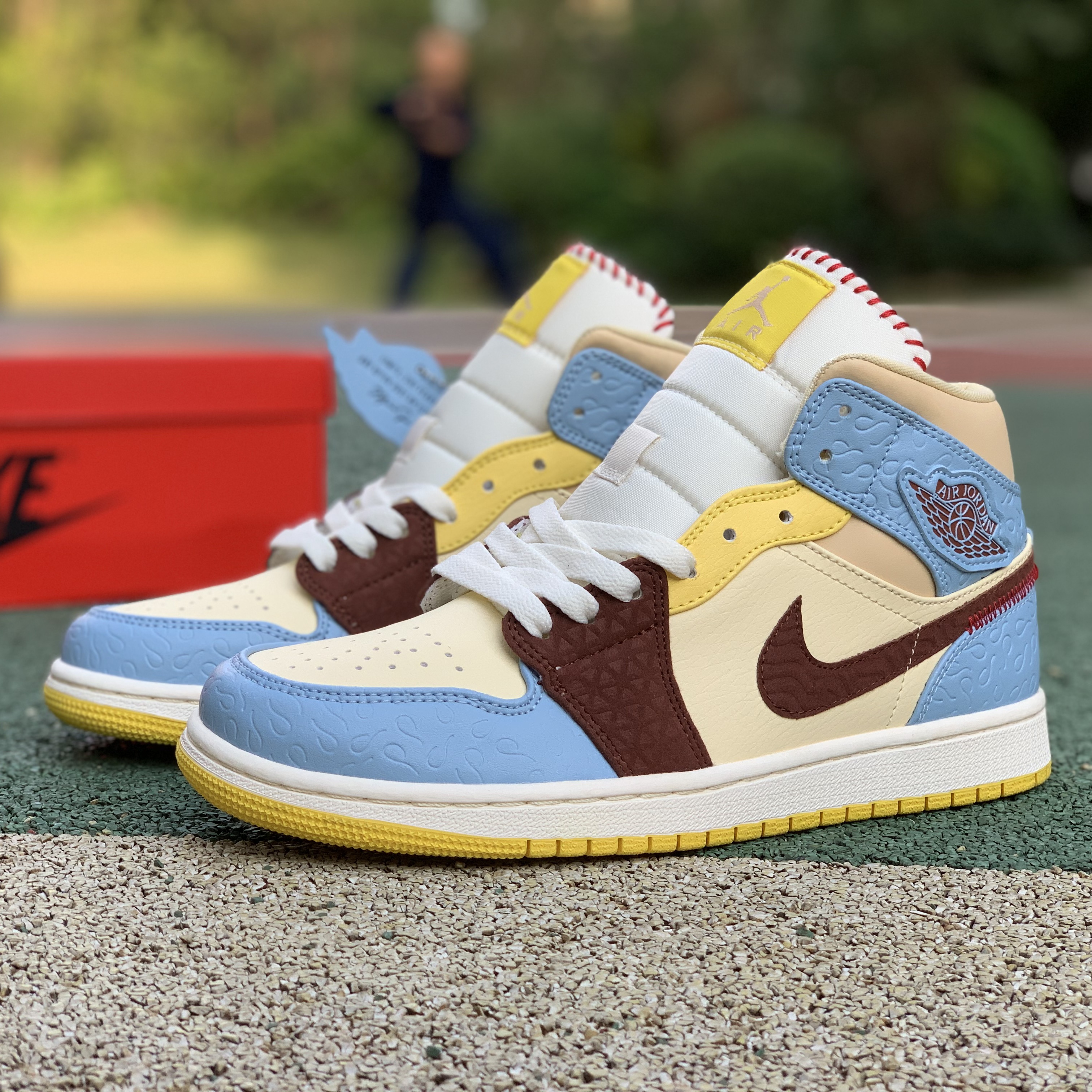Jordan  Air 1 Mid CU2803-200 - EUR FASHION