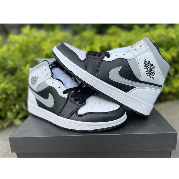 Jordan Air 1 High OG Sneakers - EUR FASHION