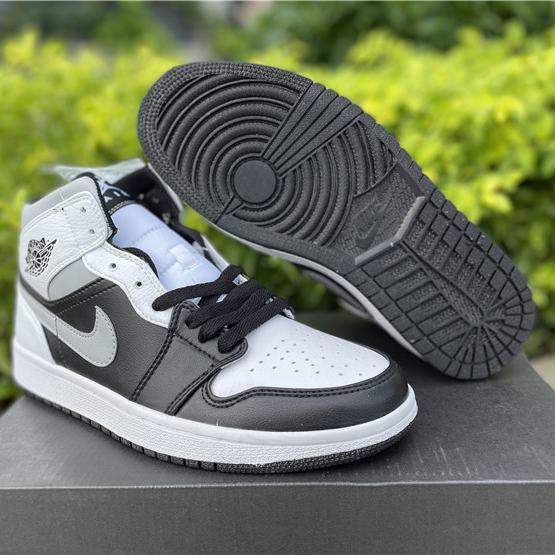 Jordan Air 1 High OG Sneakers - EUR FASHION