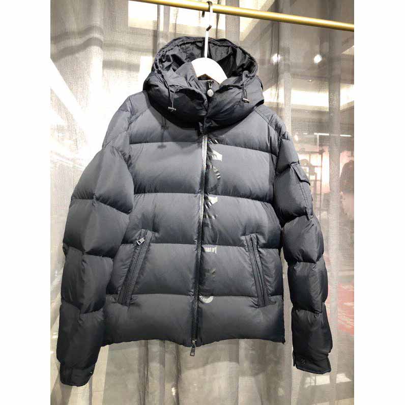 Moncler Maures Logo-print Quilted Down Jacket - EUR FASHION