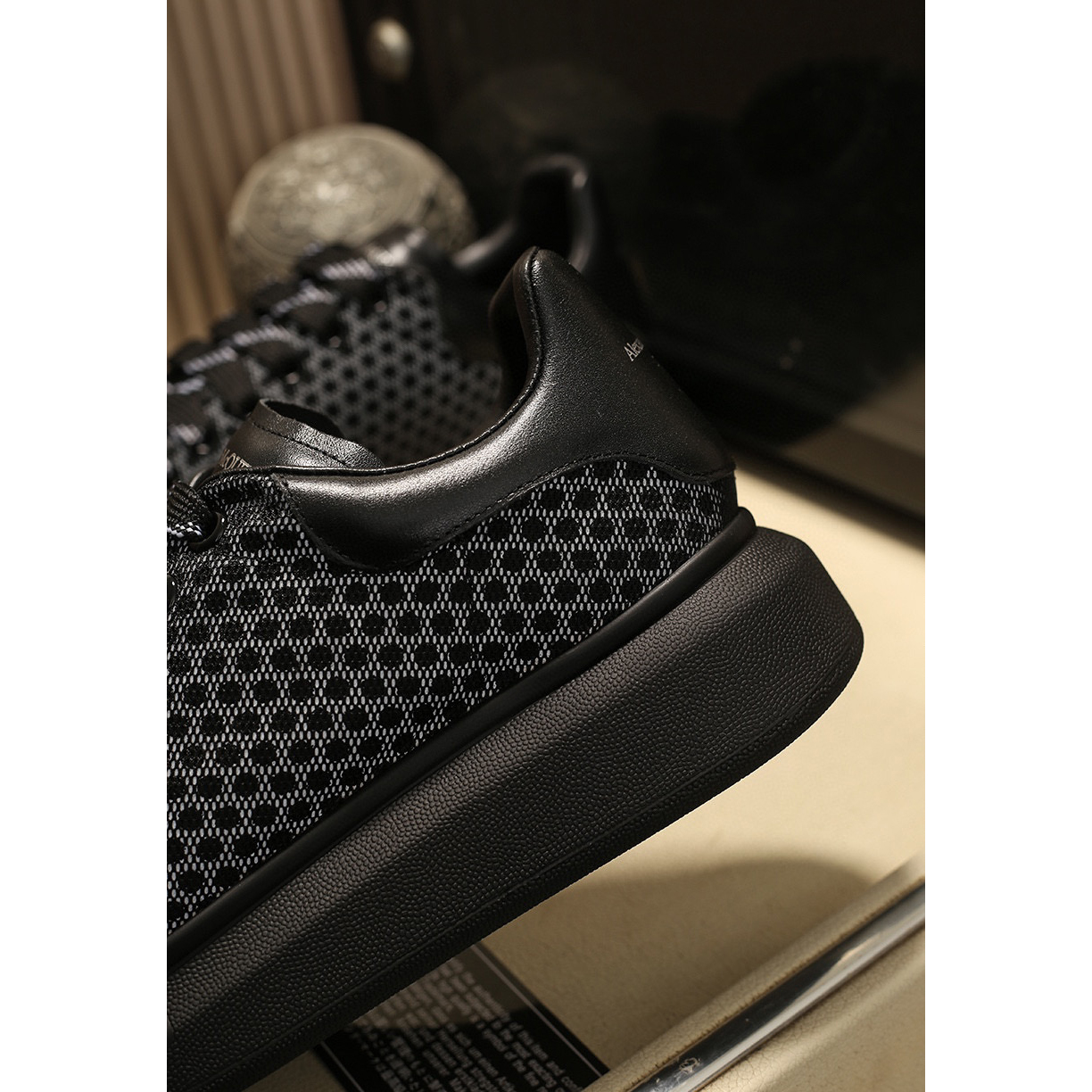 Alexander Mqueen Low Top Sneakers Black - EUR FASHION
