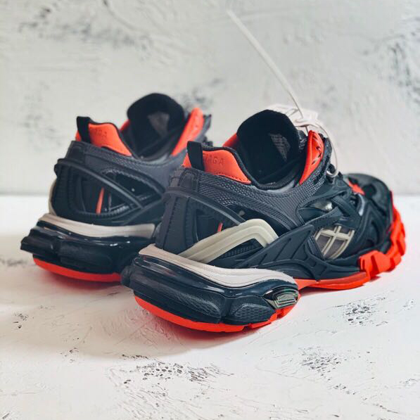 Balenciaga Track.2 Sneakers - EUR FASHION