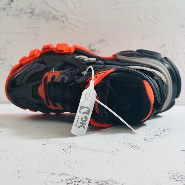 Balenciaga Track.2 Sneakers - EUR FASHION
