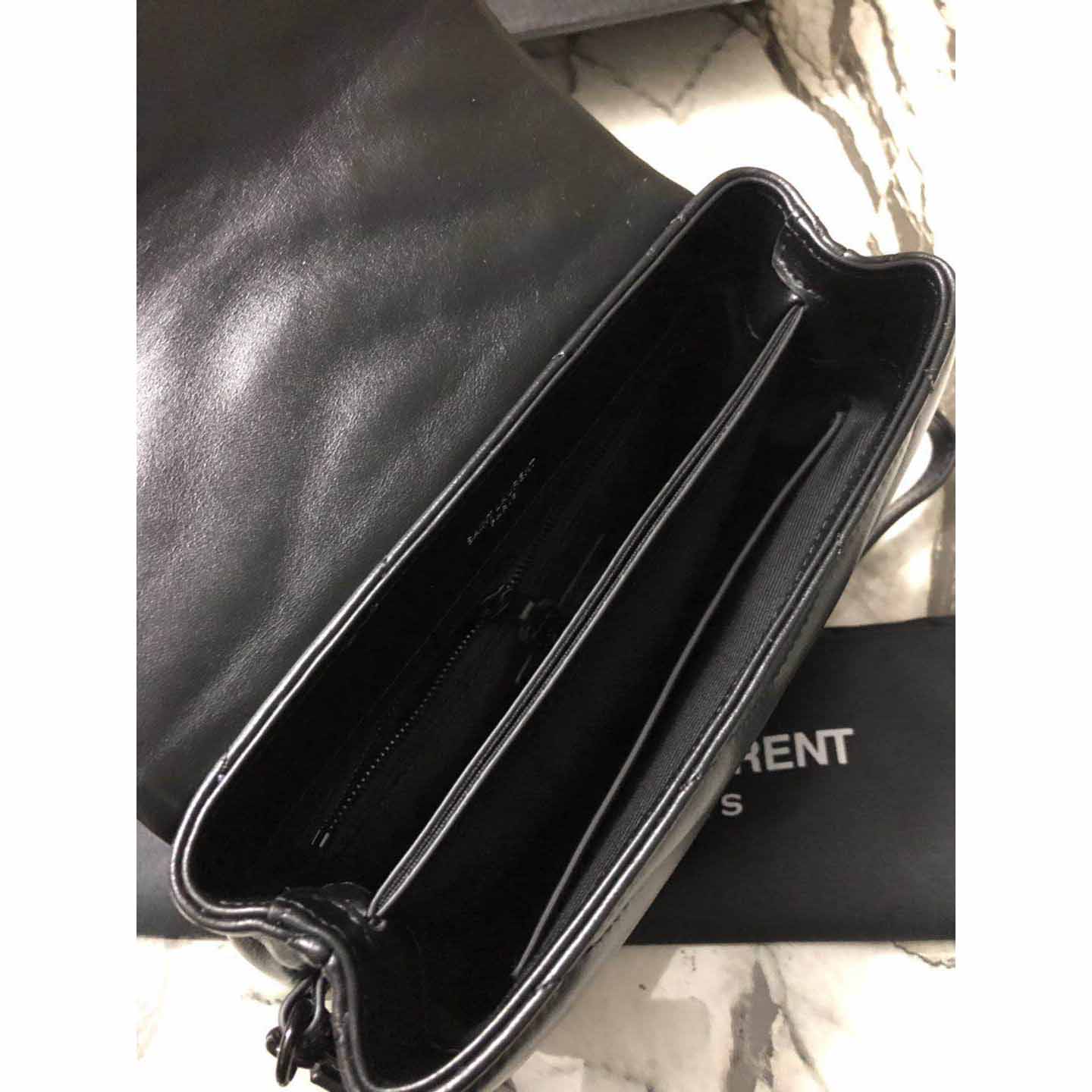 Saint Laurent Black Leather Shoulder Bag  - EUR FASHION