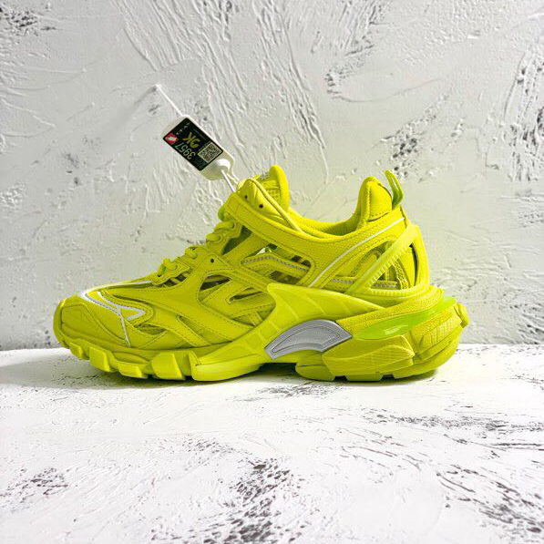 Balenciaga Track.2 Sneakers - EUR FASHION