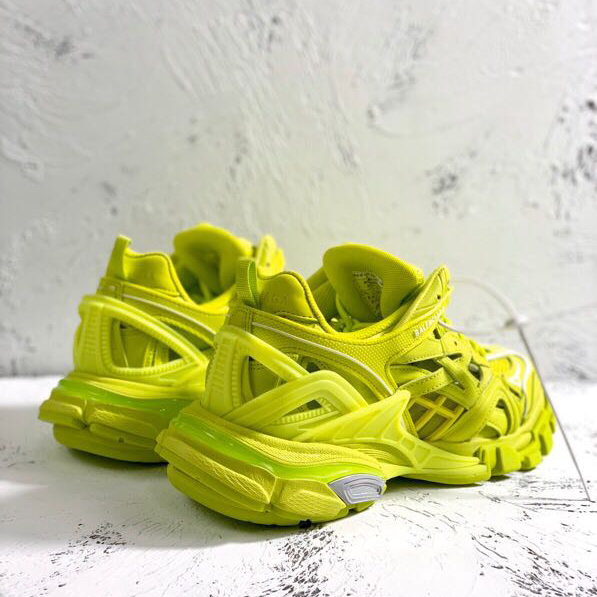 Balenciaga Track.2 Sneakers - EUR FASHION