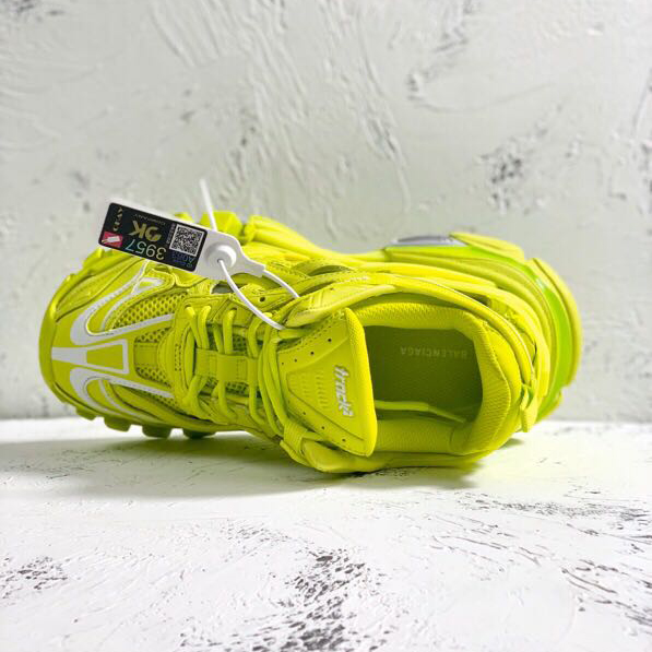 Balenciaga Track.2 Sneakers - EUR FASHION