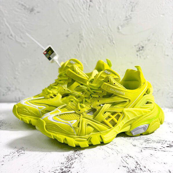 Balenciaga Track.2 Sneakers - EUR FASHION