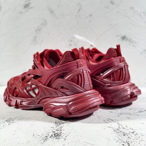 Balenciaga Track.2 Sneakers - EUR FASHION