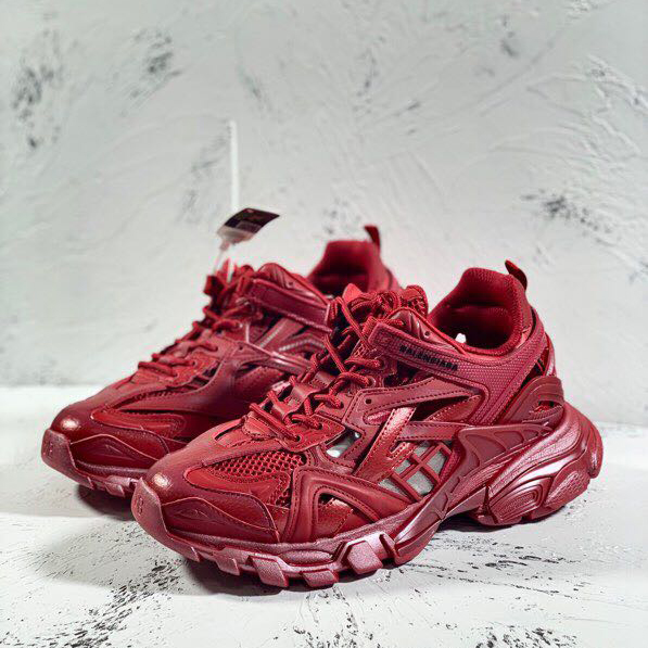 Balenciaga Track.2 Sneakers - EUR FASHION