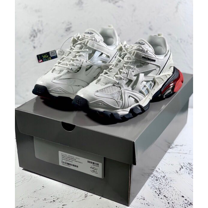 Balenciaga Track.2 Sneakers - EUR FASHION