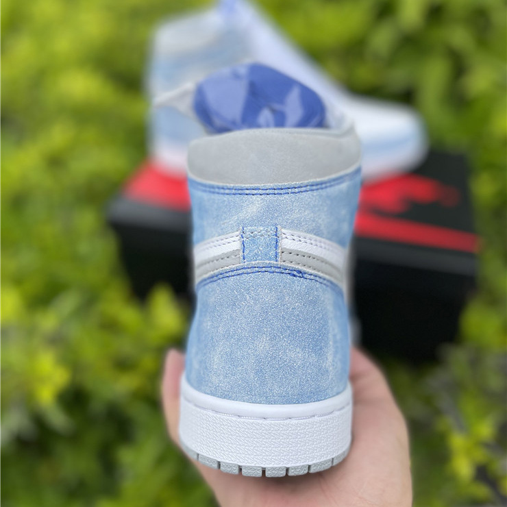 Jordan Air 1 High OG “Hyper Royal” 555088-402 - EUR FASHION