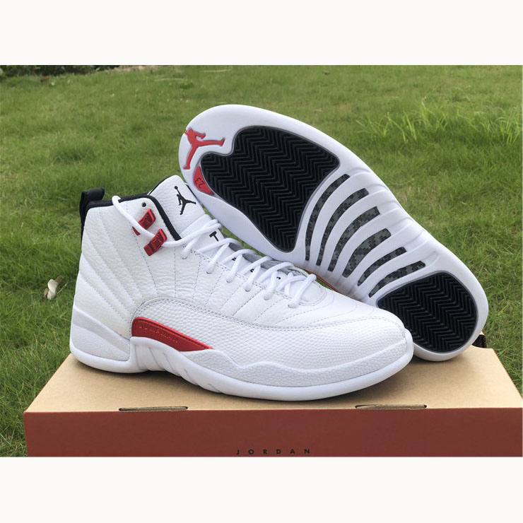 Jordan AJ12 