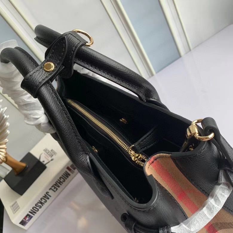 Burberry Shoulder Bag - EUR FASHION