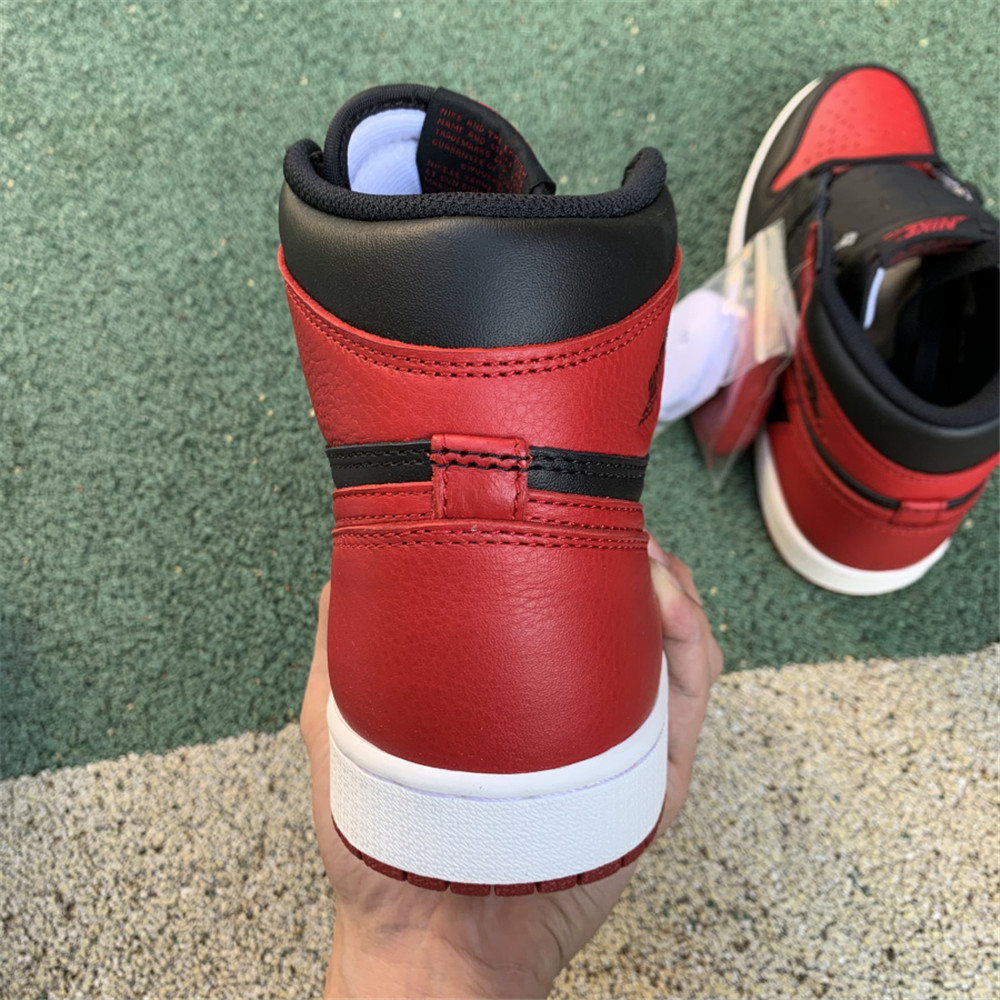 Jordan AJ 1 OG Banned Red Black Sneaker 555088-001 - EUR FASHION