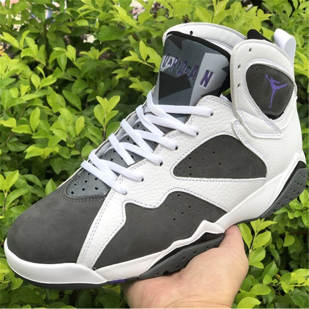 Jordan AJ 7 “Flint” Sneaker CU9307-100 - EUR FASHION