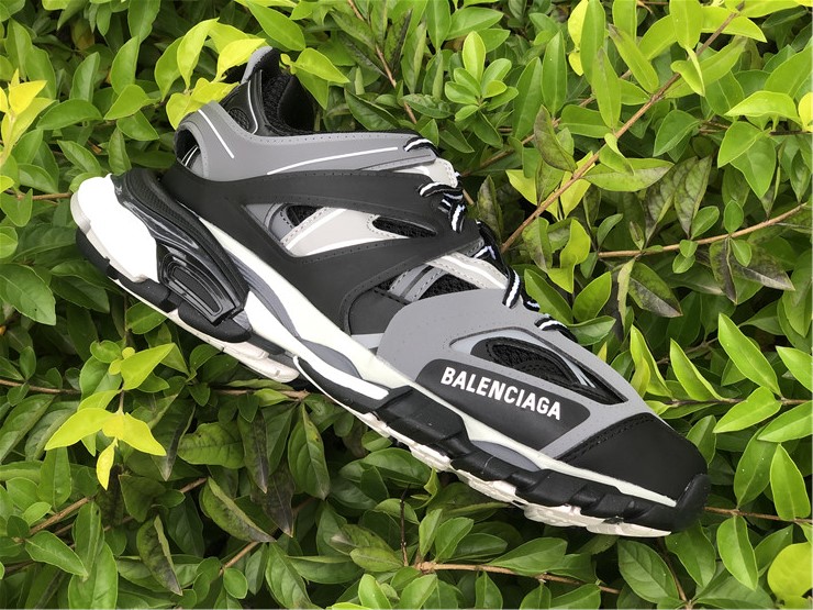 Balenciaga Track Sneakers  - EUR FASHION