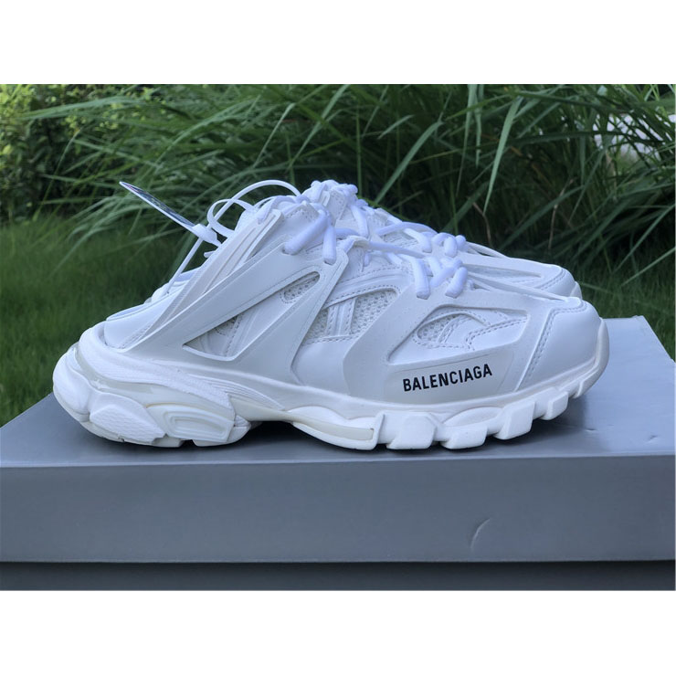 Balenciaga Men's Track Sneaker In White - EUR FASHION