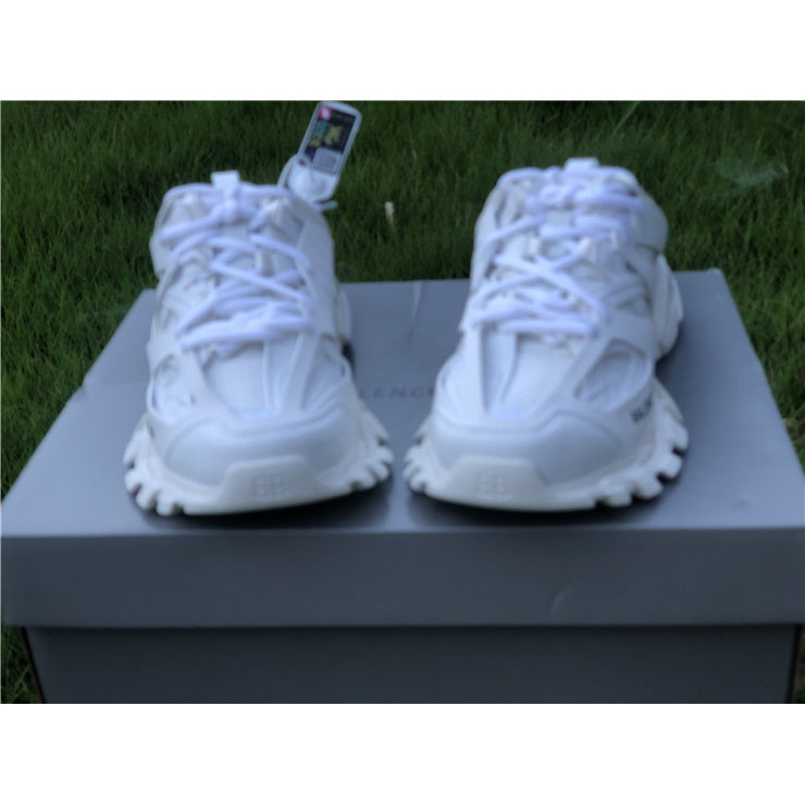 Balenciaga Men's Track Sneaker In White - EUR FASHION