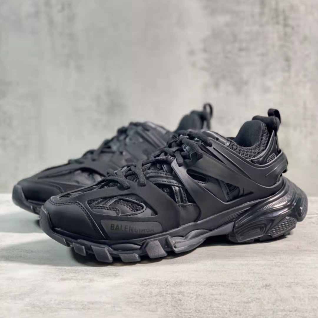 Balenciaga Men's Track Sneaker In Black - EUR FASHION